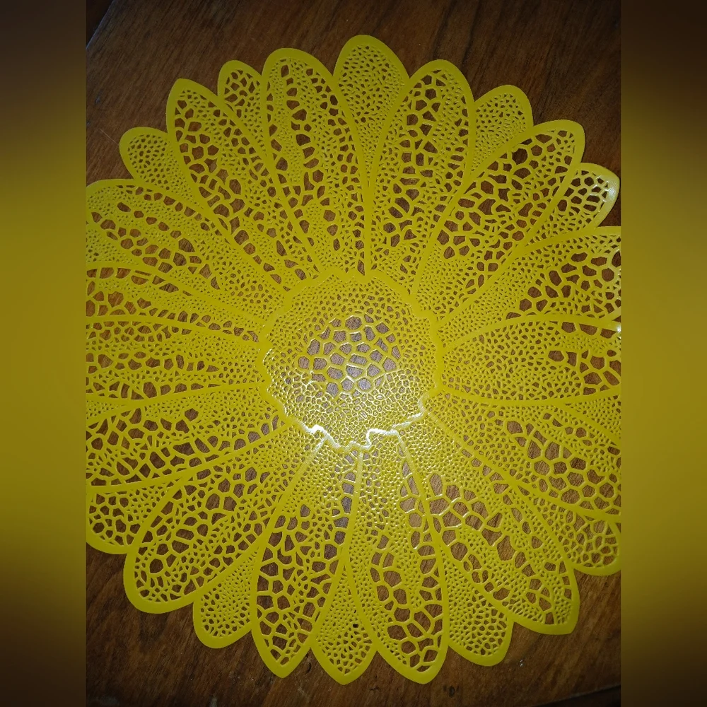 Sunflower Placemats - Picture 2 of 5